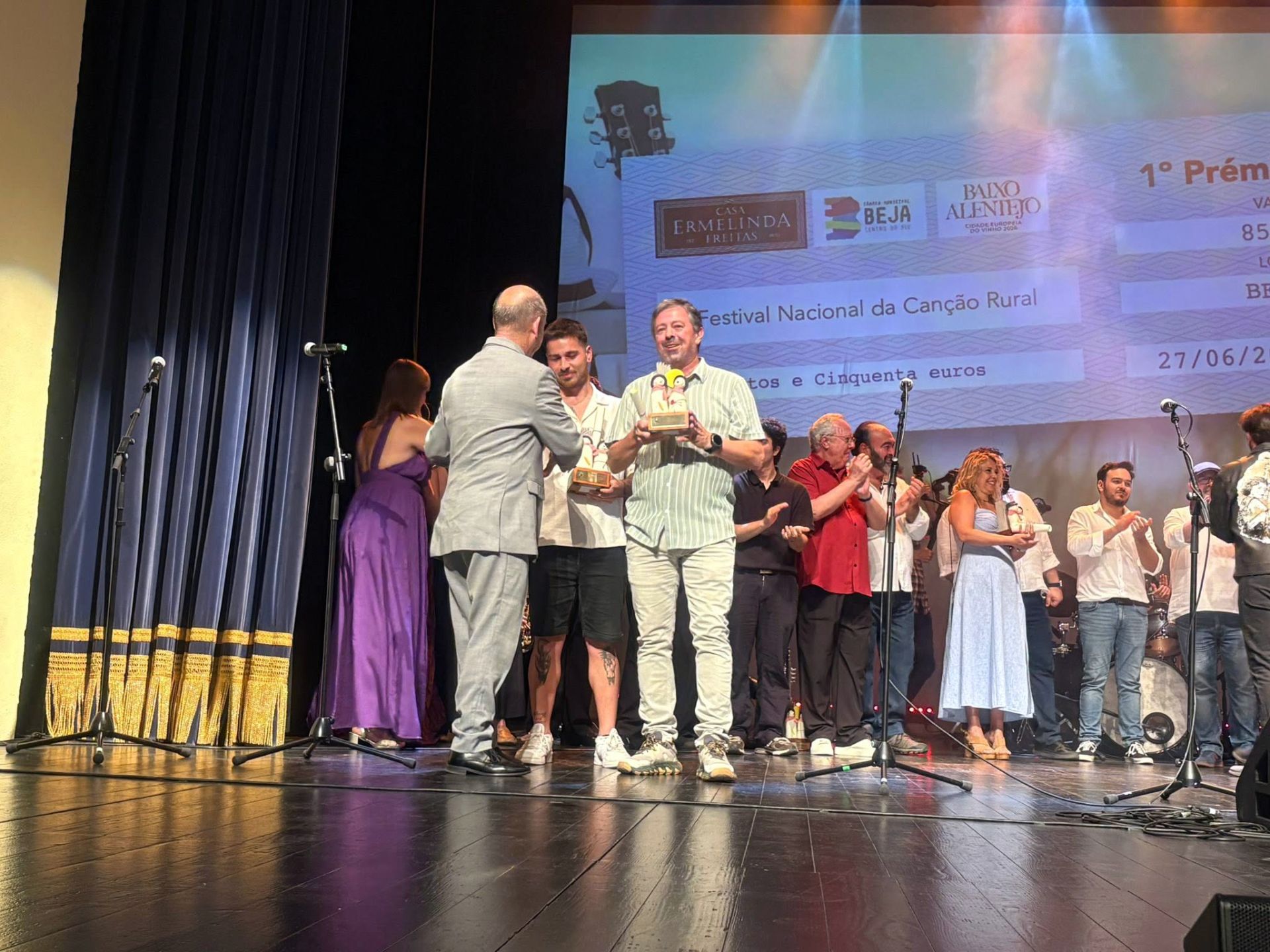 Antíkua e Vila Verde vencem Festival Nacional da Canção Rural