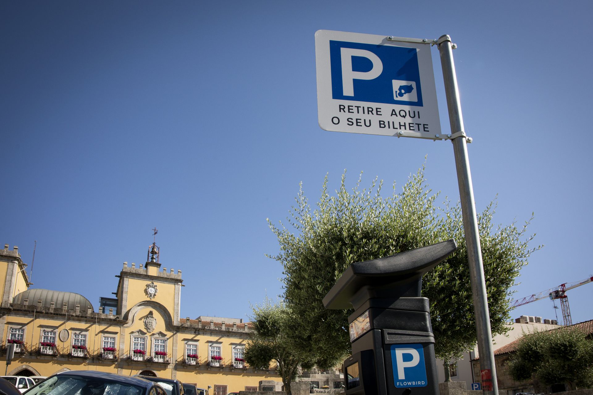 Assembleia Municipal de Barcelos aprovou avenças de estacionamento para moradores